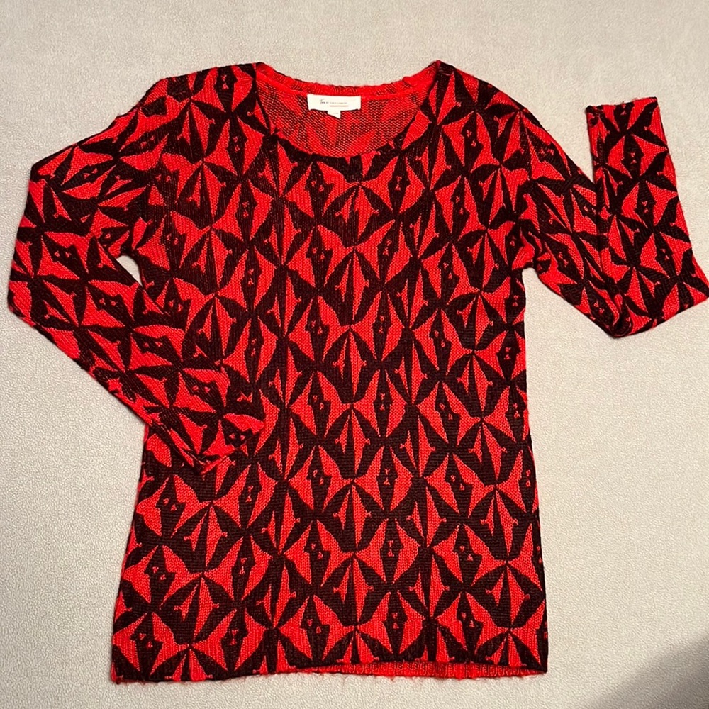Vince Camuto Geometric Print Sweater